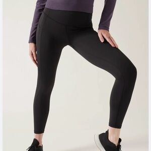 Athleta Ultimate Stash 7/8 Leggings